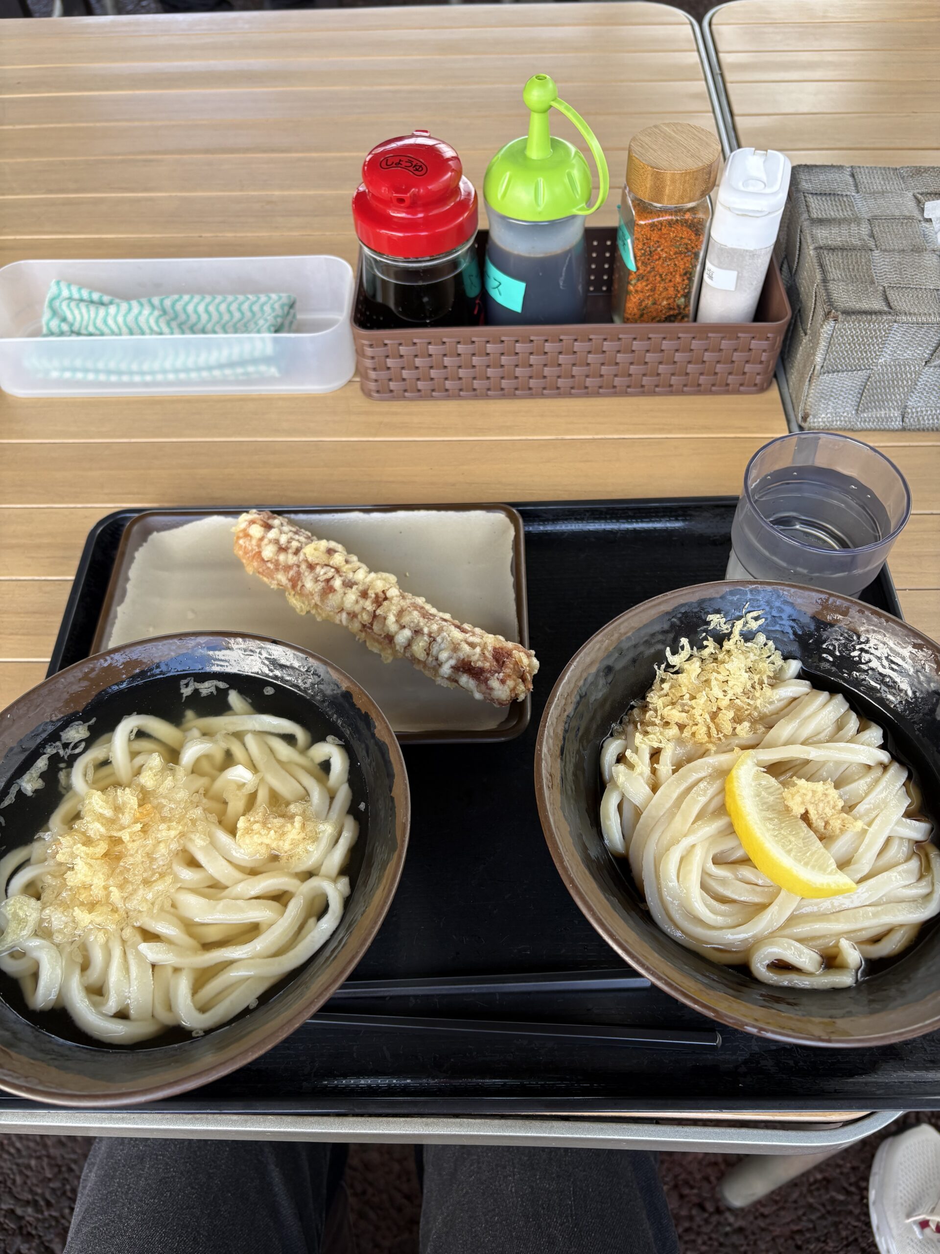 かけとぶっかけのトレイ